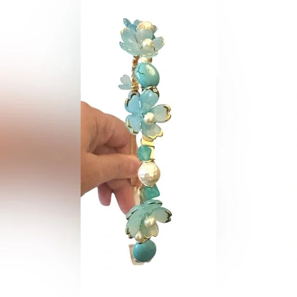 Fairy Headband with Lucite Flowers, Turquoise, Czech Glass and Glass Pearls - Picture 6 of 9